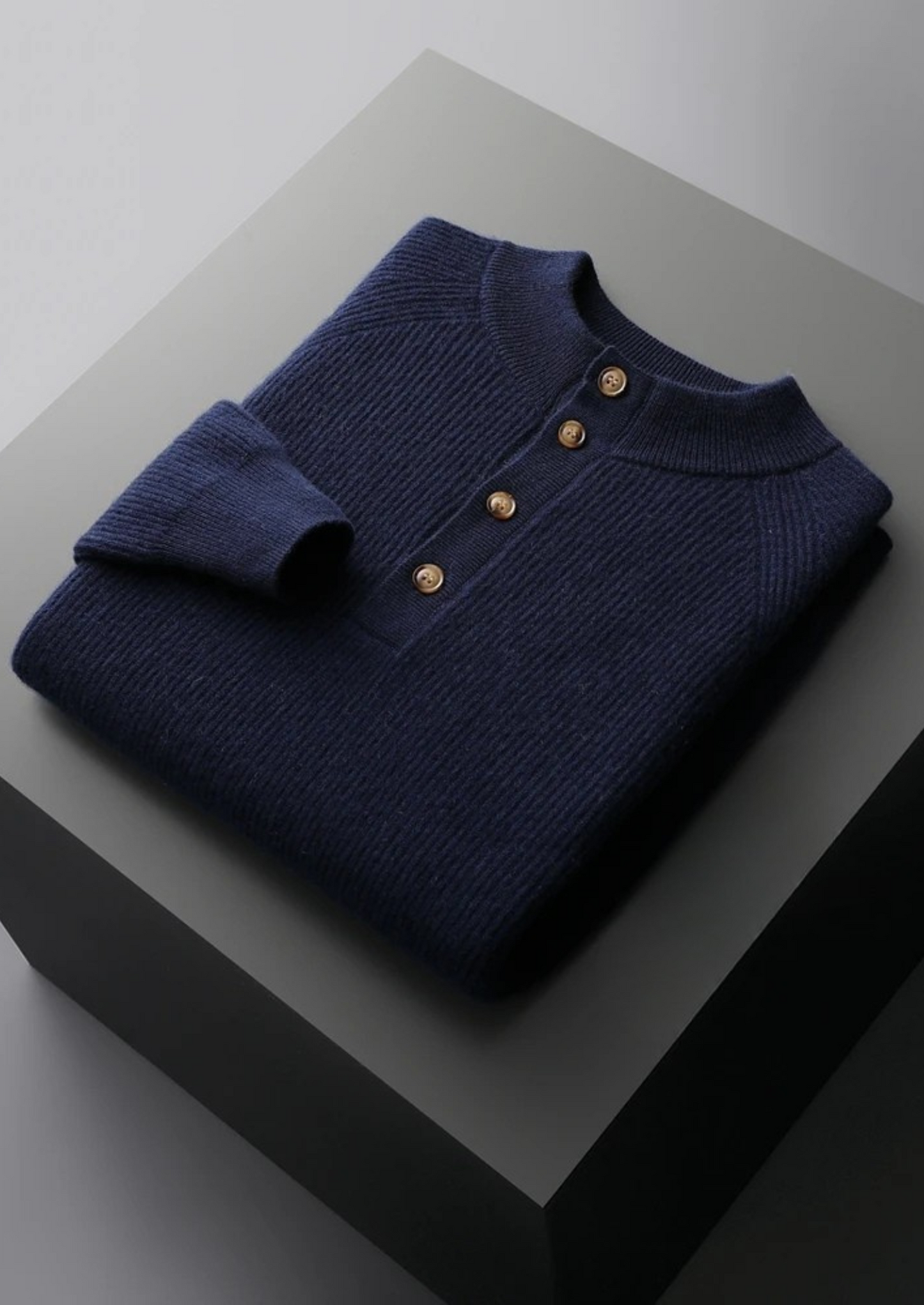 PREMIUM CASHMERE BUTTON SWEATER