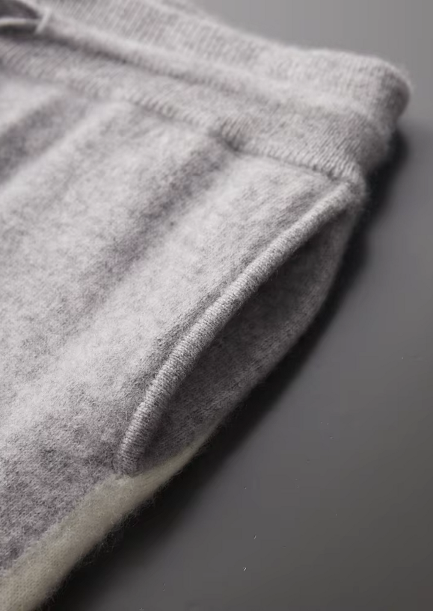 PREMIUM CASHMERE LESIURE SET